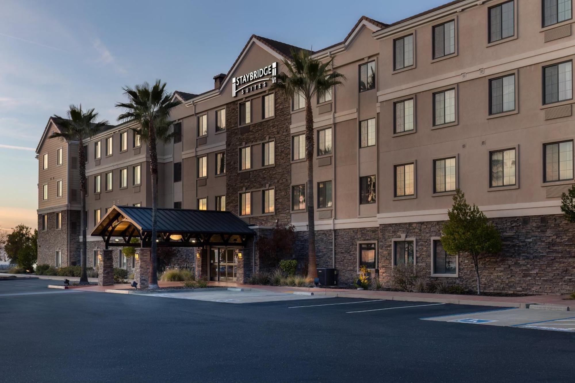 Staybridge Suites Sacramento-Folsom By Ihg Экстерьер фото