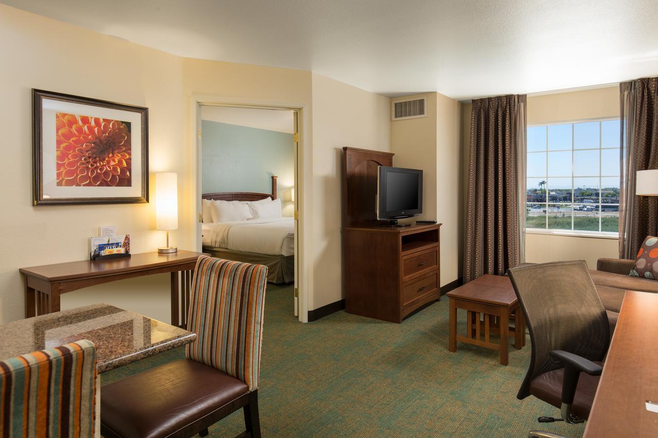 Staybridge Suites Sacramento-Folsom By Ihg Экстерьер фото